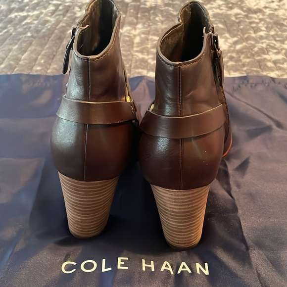 Cole Haan Calixta Ankle Boots Like New - Picture 5 of 9